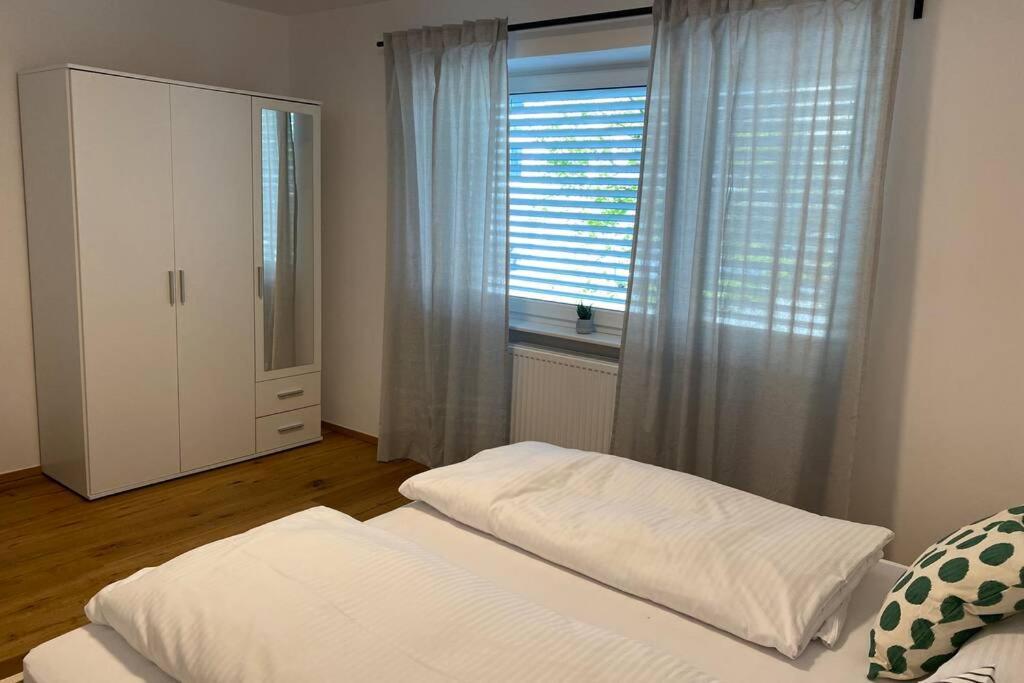 Wohnung 2 In Zentraler Lage Im Rheintal Гётцис Экстерьер фото