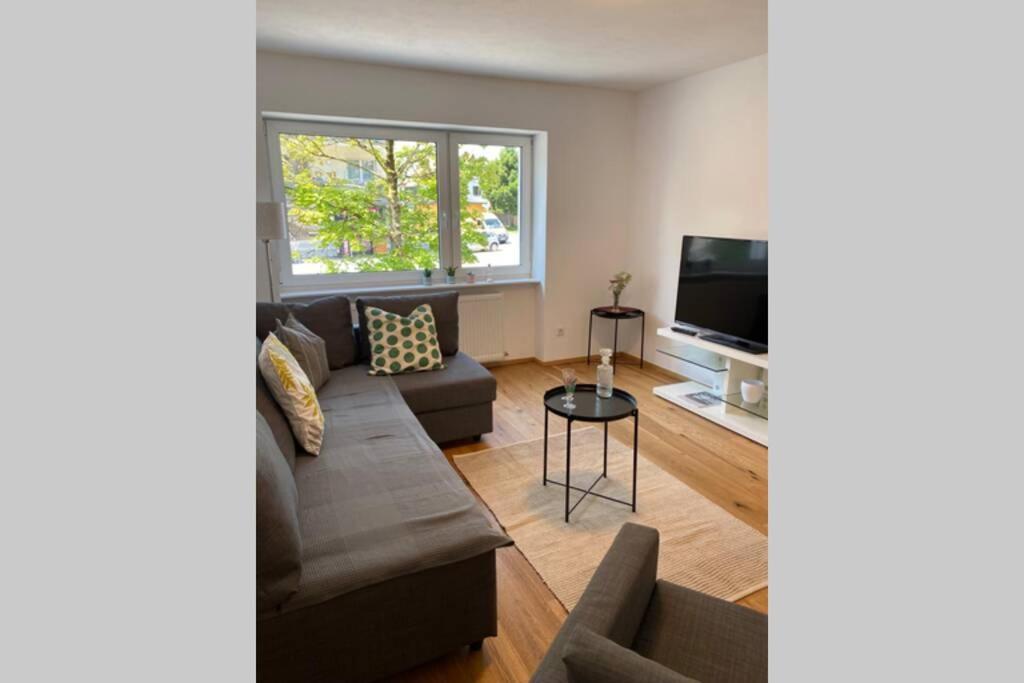 Wohnung 2 In Zentraler Lage Im Rheintal Гётцис Экстерьер фото